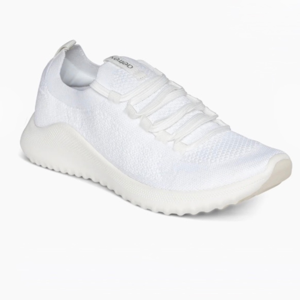 Aetrex Carly Arch Support Sneakers Size 10